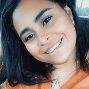 Meet your Posher, Ana